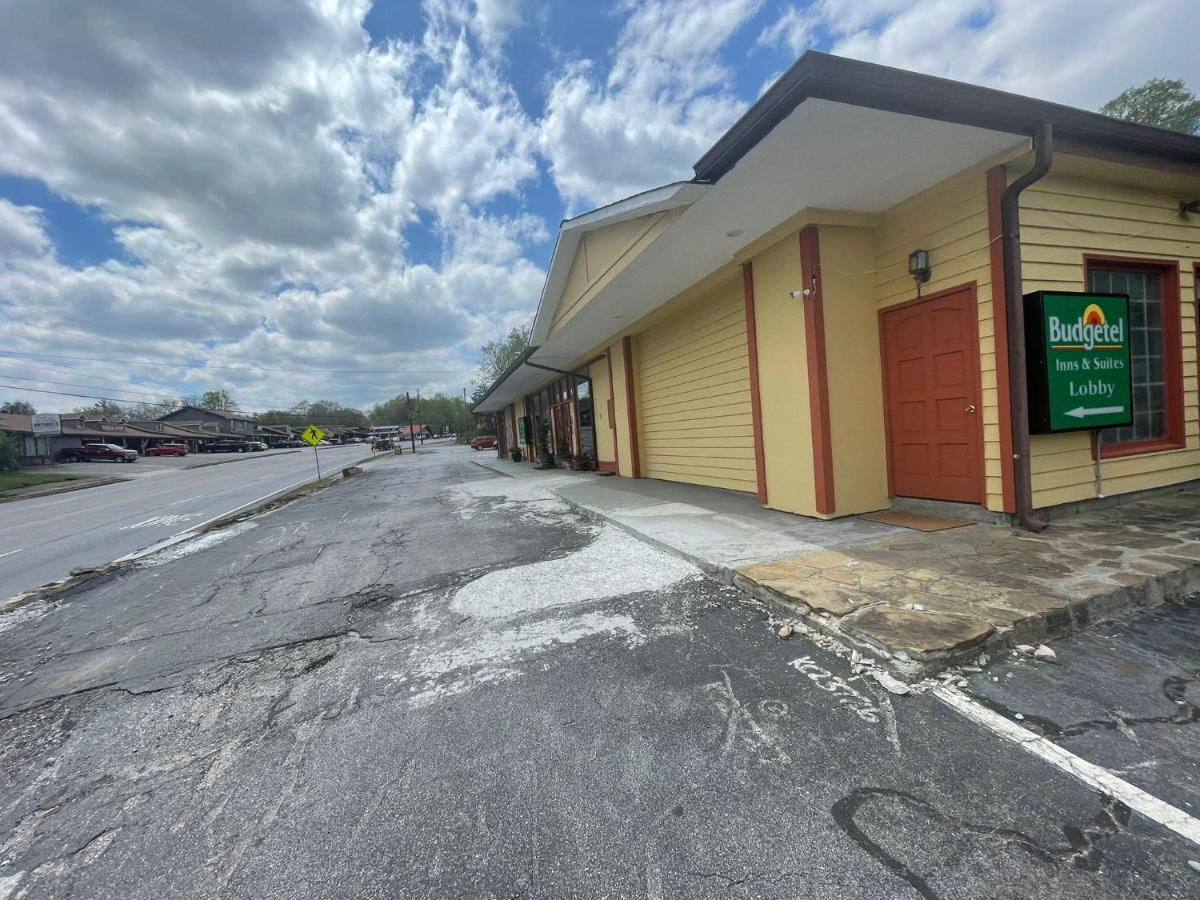 Budgetel Inn & Suites Dillard Buitenkant foto