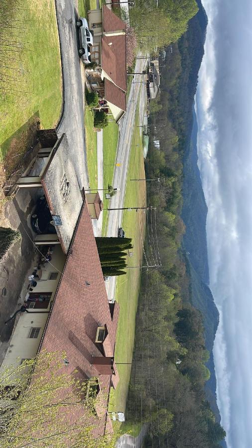 Budgetel Inn & Suites Dillard Buitenkant foto