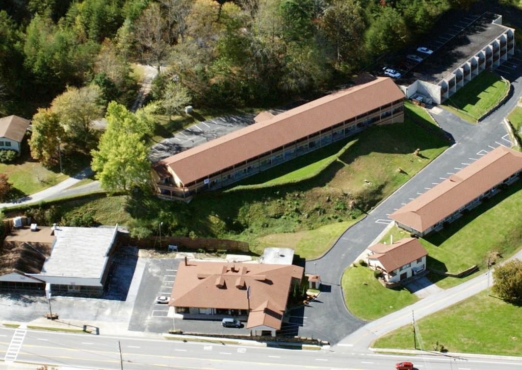 Budgetel Inn & Suites Dillard Buitenkant foto