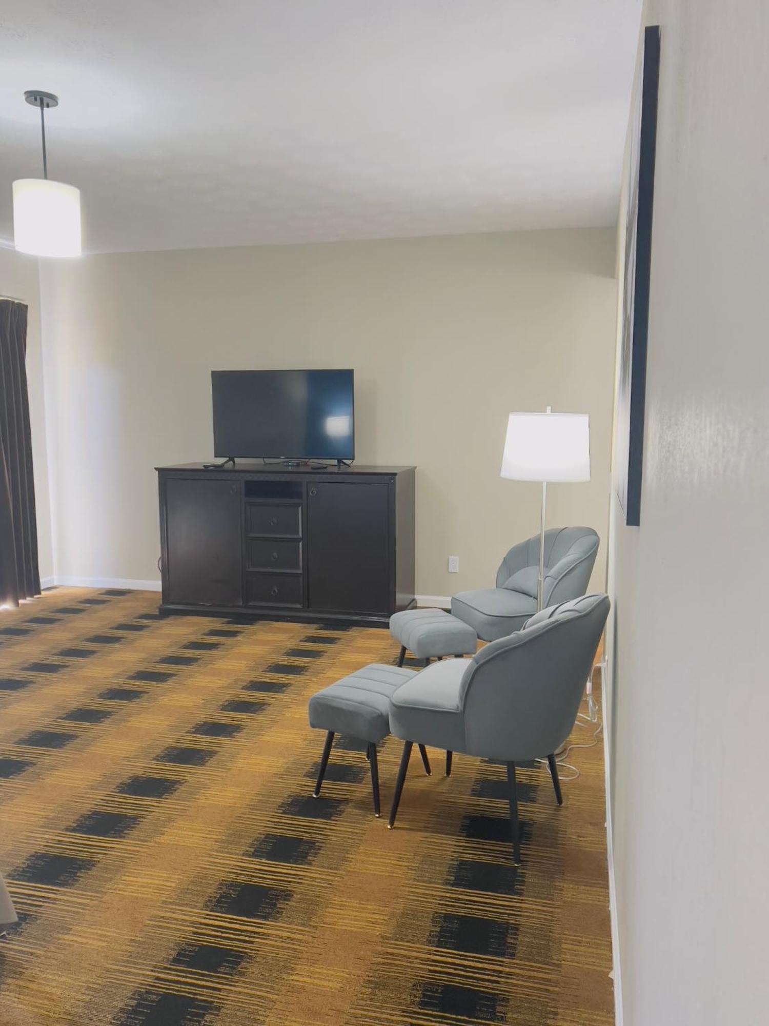 Budgetel Inn & Suites Dillard Buitenkant foto