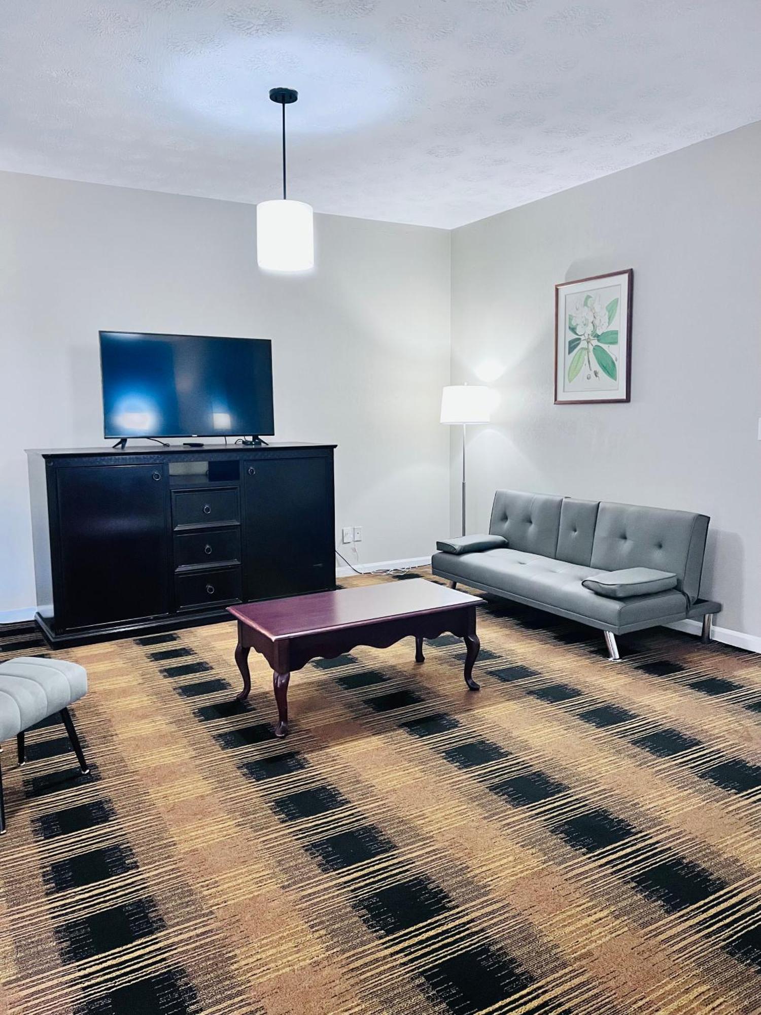 Budgetel Inn & Suites Dillard Buitenkant foto