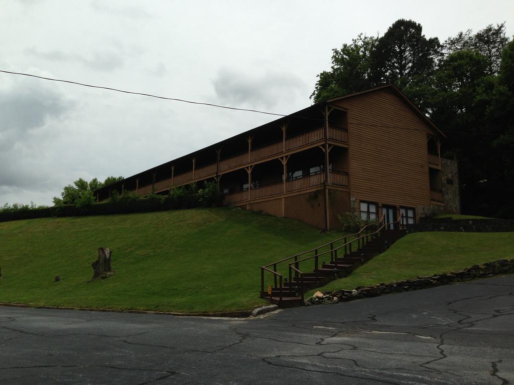 Budgetel Inn & Suites Dillard Buitenkant foto